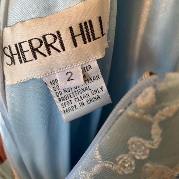 Sherri Hill size 2. Lace up back. Ice blue. - Picture 4 of 8